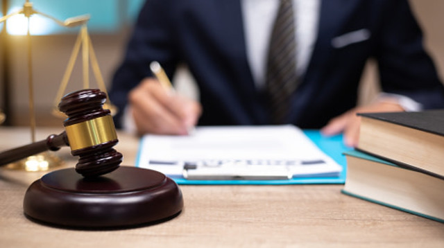 מדוע כדאי לחתום על ייפוי כוח מתמשך? (צילום: krisanapong detraphiphat gettyimages)