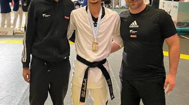 הישג יפה. יסעור והצוות (צילום: התאחדות הטקוואנדו)