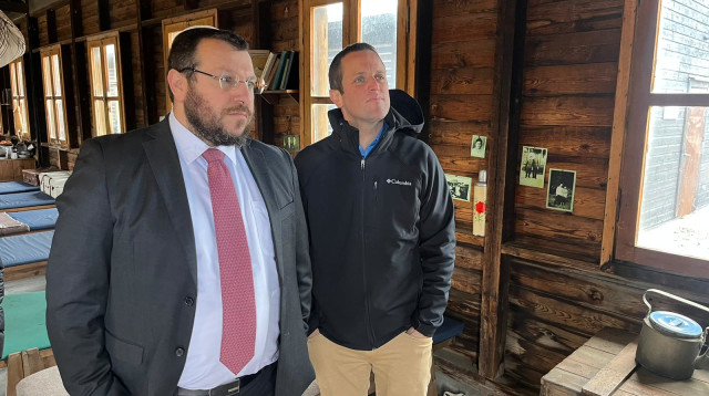 שר המורשת בסיורו (צילום: ללא קרדיט)