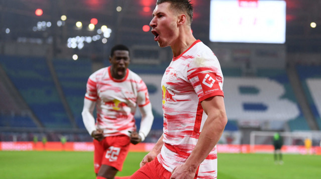 שחקני ההגנה התעלו בהתקפה. אורבן חוגג (צילום: רויטרס)