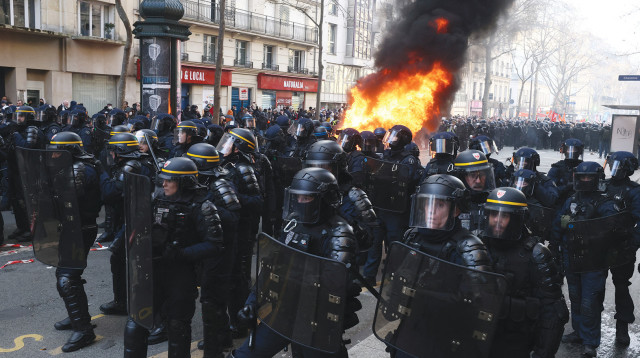 המחאה בצרפת (צילום: רויטרס)