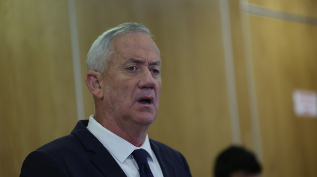 בני גנץ (צילום: יונתן זינדל, פלאש 90)