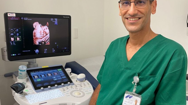 פרופ ערן ברזילי  (צילום: אסותא אשדוד)