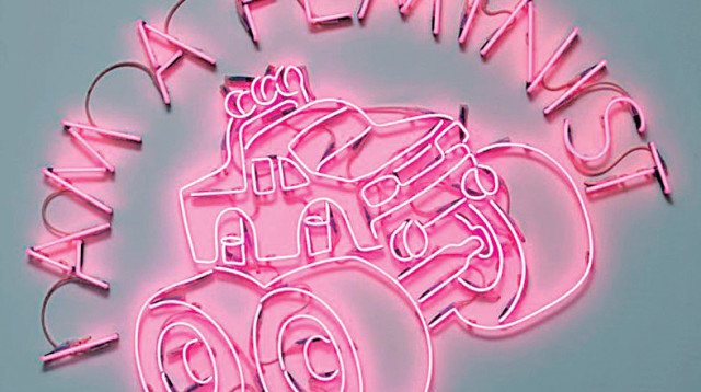 “פוליטיקלי קורקט” (צילום: יעל ברתנא)