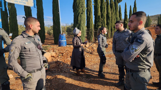 פינוי כרם בבנימין (צילום: ללא קרדיט)