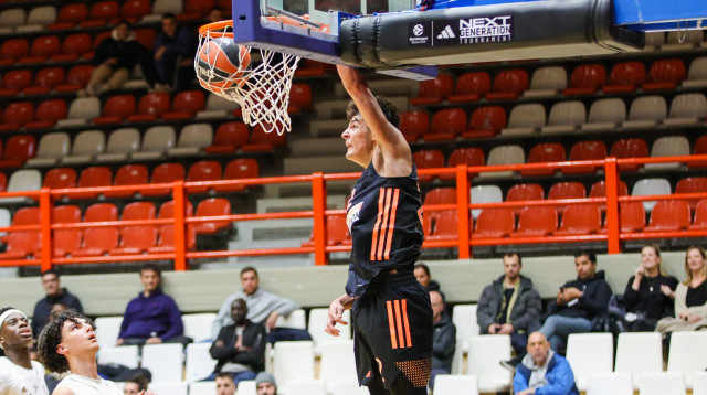 שווה NBA? בן שרף בפעולה, השבוע (צילום: אתר רשמי, מתוך אתר היורוליג)