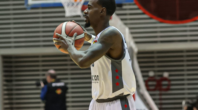 שאבון לואיס, שחקן עירוני קרית אתא (צילום: לילך וייס רוזנברג)