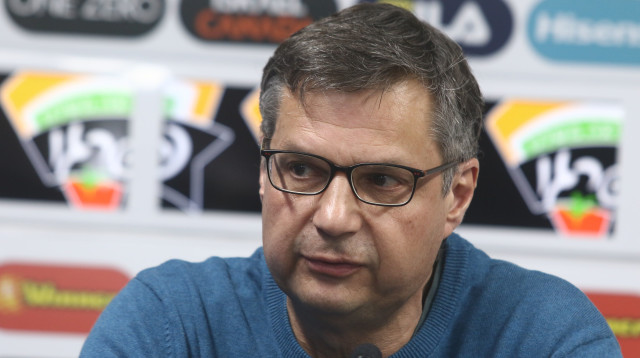 מודע לבעיות. אנגלידיס (צילום: שלומי גבאי)