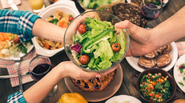 ארוחה משפחתית היא אכילה מודעת (צילום: יחצ)