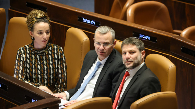 בצלאל סמוטריץ', יריב לוין, עידית סילמן (צילום: נועם מושקוביץ, דוברות הכנסת)