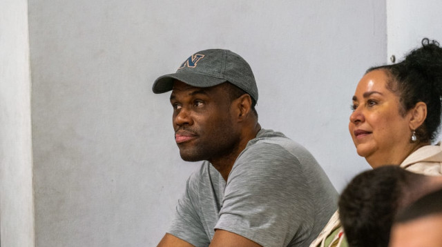 אבק כוכבים. דייויד רובינסון בנתניה (צילום: אתר רשמי, עילאי אהרוני, מנהלת הליגה הלאומית)