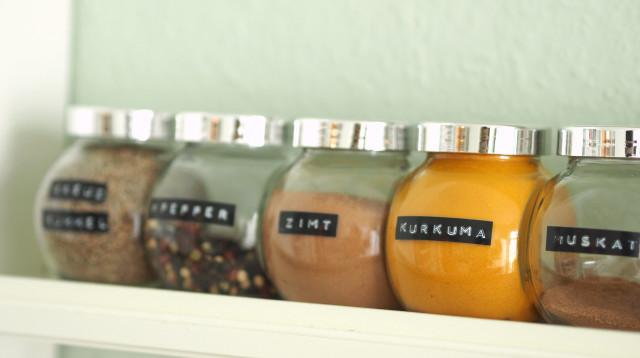 צנצנות תבלינים (צילום: אינגאימג')