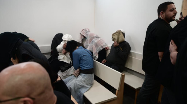 גננות גן טולי בבית המשפט (צילום: אבשלום ששוני)