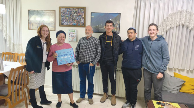 משפחות שכולות  (צילום: בני עקיבא אור למשפחות)