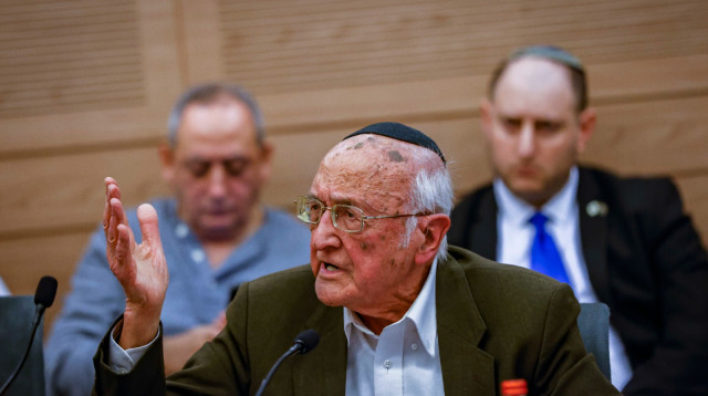 המשנה ליועץ המשפטי לממשלה לשעבר, פרופסור נחום רקובר (צילום: אוליבייה פיטוסי פלאש 90 )