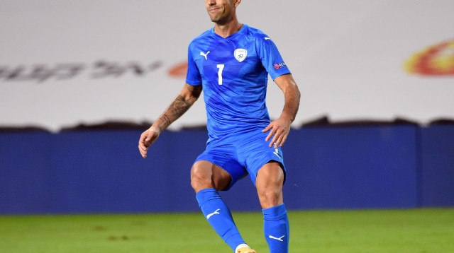 ערן זהבי שחקן נבחרת ישראל (צילום: ברני ארדוב)