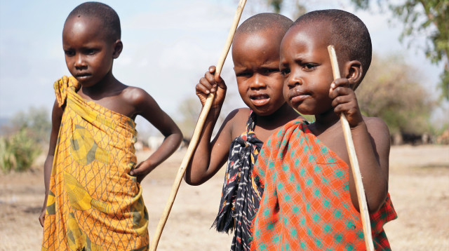 מסע התנדבות באפריקה  עם סימה ספארי ועמותת אימגין  (צילום: עצמון דגן)