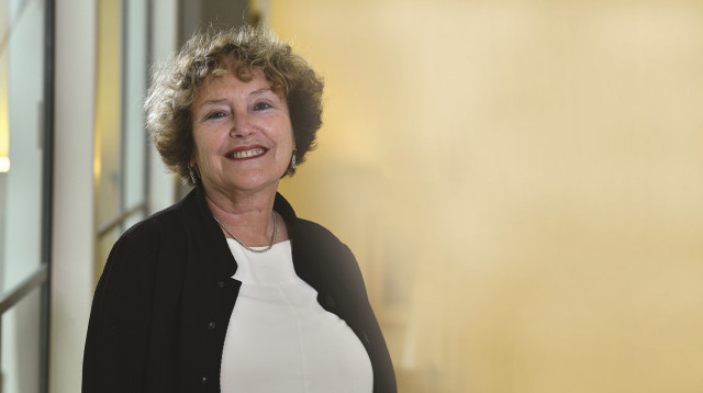 קרנית פלוג  (צילום: ראובן קסטרו)