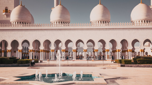 מסגד שייח זאייד, אבו דאבי (צילום: אינג'אימג')