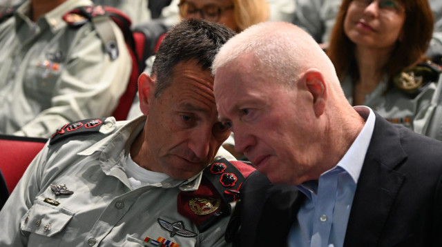 שר הביטחון יואב גלנט והרמטכ"ל הרצי הלוי (צילום: אריאל חרמוני, משרד הביטחון)