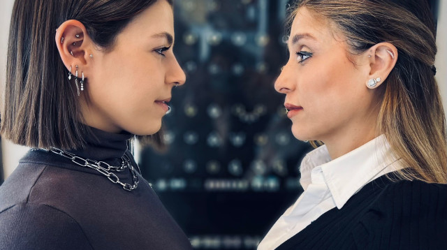 עו״ד ברוריה פריד וזואי גבע (זושקה) בצילום משותף עם פירסינג (צילום: שירן פרץ Shiran PR)