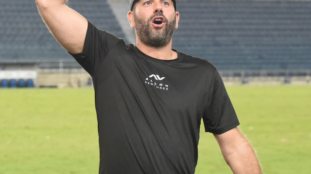 " העונה האחרונה הוכיחה לכולנו למה מסוגל מועדון האוהדים הייחודי הזה". אלון (צילום: ברני ארדוב)