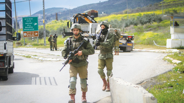 חיילי צה"ל (צילום: נאסר אשתייה, פלאש 90)