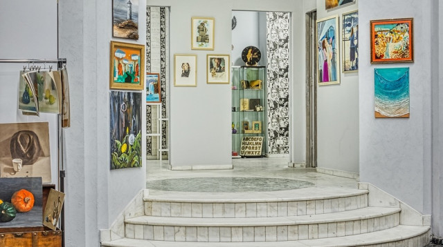 הגלריה החדשה של יוניטי ארט בחצרות יפו (צילום: אלכס דונין)