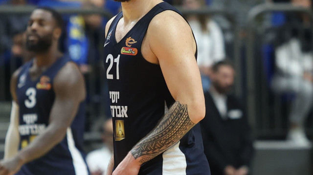 קרב תחתית קריטי. ארצי (צילום: דני מרון)