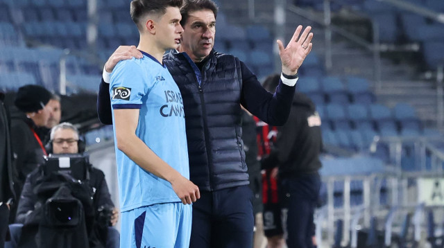 קראנקה שוקל לפתוח איתו. איליה (צילום: דני מרון)