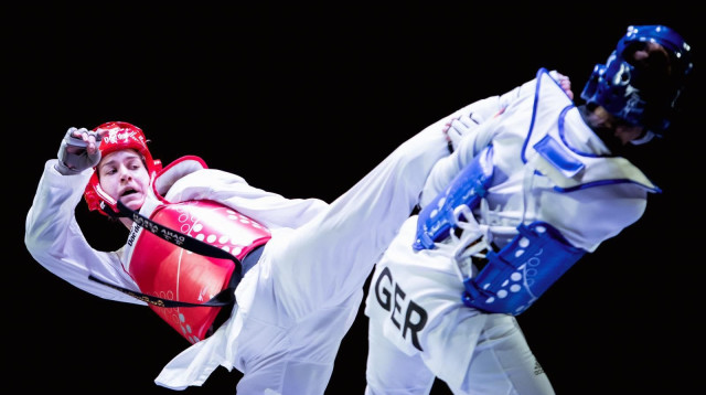 דנה אזרן, לוחמת טאקוונדו (צילום: אתר רשמי, איגוד הטאקוונדו)