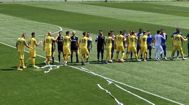 שחקני מכבי הרצליה (צילום: מערכת וואלה!, .)