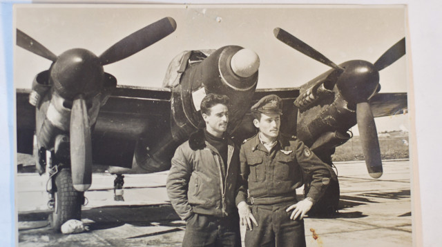 מתי כספית (צילום: אבשלום ששוני)