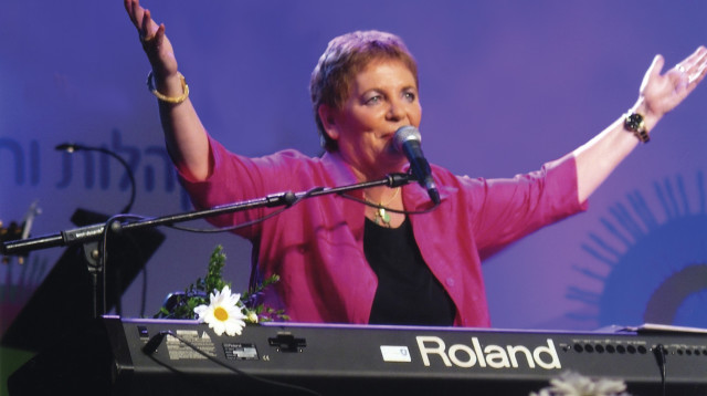 שרה'לה שרון (צילום: לאון מינסטר)