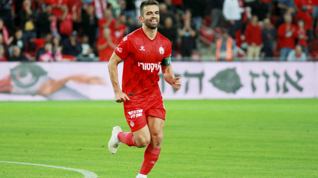 מיגל ויטור שחקן הפועל באר שבע חוגג שער (צילום: קובי אליהו)