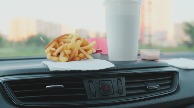 מה יש בו שהוא כל כך טעים? צ'יפס של מקדונלד'ס (צילום: אינג'אימג')