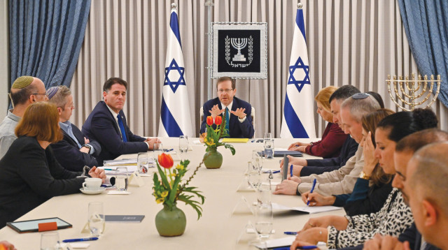 מאמצי ההידברות: השיחות בבית הנשיא על הרפורמה (צילום: קובי גדעון, לע"מ)