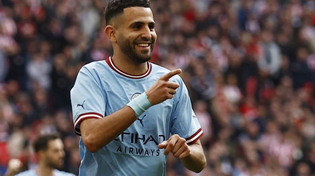 ריאד מחרז אחרי שכבש שלושער במדי מנצ'סטר סיטי בחצי גמר הגביע (צילום: רויטרס)