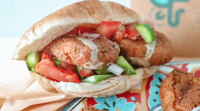 גם לטבעונים מגיע. מתכון לקבב טבעוני בחסות אורגניקזון (צילום: יעל אלעד)