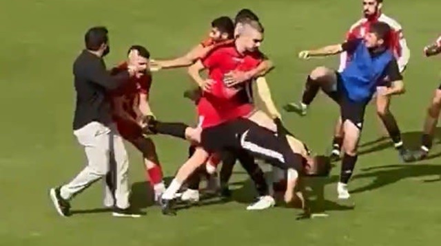 מכות במשחק המבחן, ליגה א': צעירי טמרה נגד הפועל בועיינה (צילום: תיעוד ברשתות חברתיות לפי סעיף 27 א' לחוק זכויות יו)