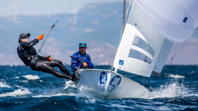 העפילו לשיוט המדליות. חסון ולסרי (צילום: ניקוס אלברומיטיס)