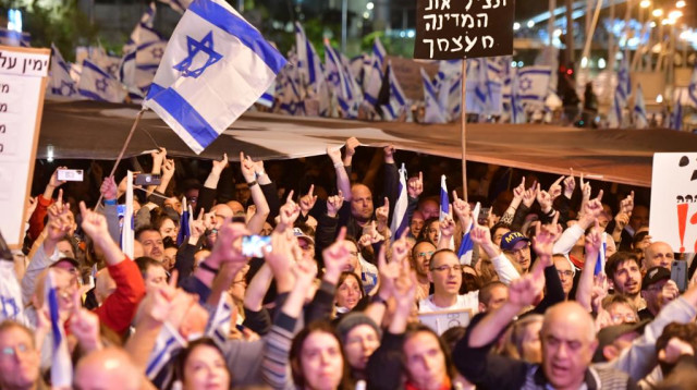 הפגנה נגד הרפורמה בתל אביב (צילום: אבשלום ששוני)