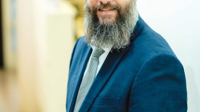 תוכנית ליווי - הרב אריה מונק (צילום: חנה טייב)