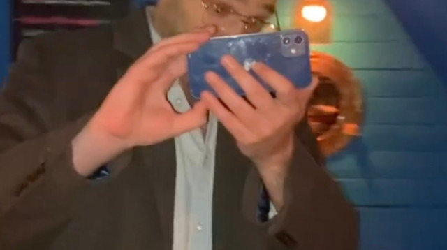 התקרית תועדה והועלתה לרשתות (צילום: רשתות חברתיות)