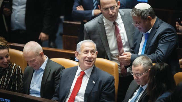 בנימין נתניהו, יואב גלנט, איתמר בן גביר, יריב לוין, שמחה רוטמן (צילום: יונתן זינדל, פלאש 90)