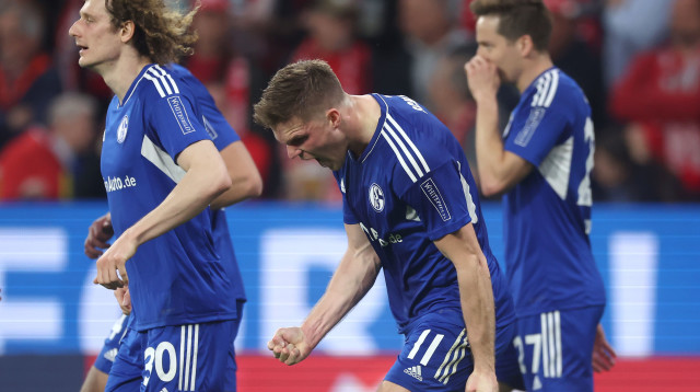 מריוס בולטר, שחקן שאלקה חוגג (צילום: GettyImages, Alex Grimm)