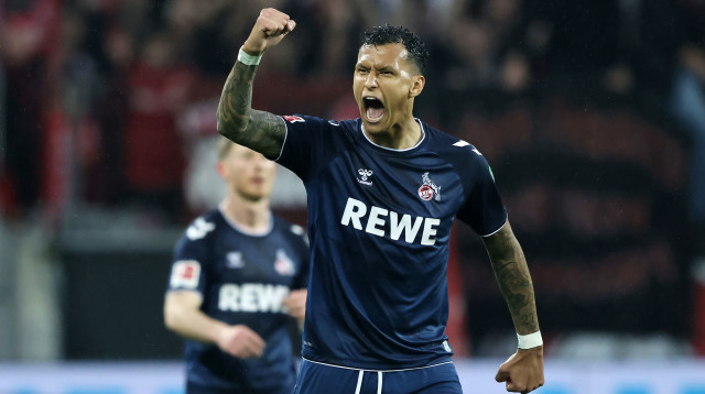 מצטיין הערב. זלקה חוגג צמד (צילום: אימג'בנק  GettyImages, Christof Koepsel)