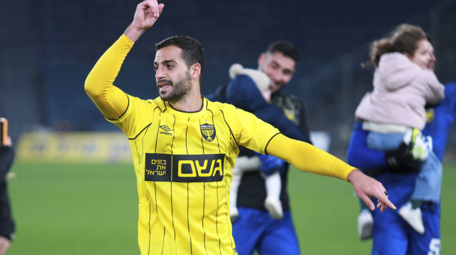 רוצה להמשיך בבירה. אבישי כהן (צילום: קובי אליהו)