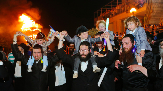חגיגת ל"ג בעומר בבית שמש. ארכיון (צילום: יעקב לדרמן, פלאש 90)