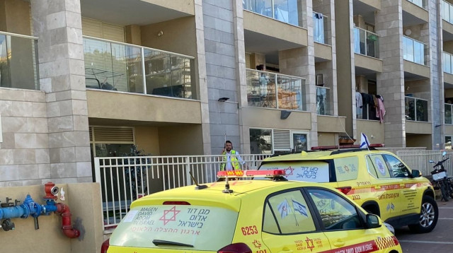 זירת האירוע באשדוד (צילום: תיעוד מבצעי מד"א)